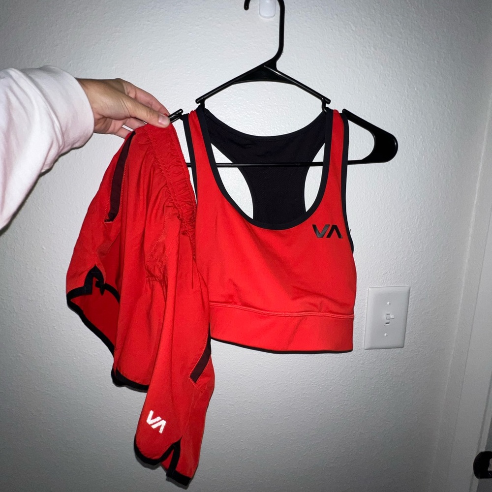 RVCA Workout Set